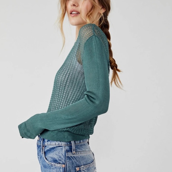 Free People H20 Crew Pullover - Picture 2 of 3